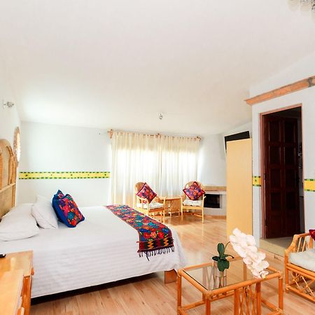 Hotel Hacienda Montesinos Morelia Buitenkant foto